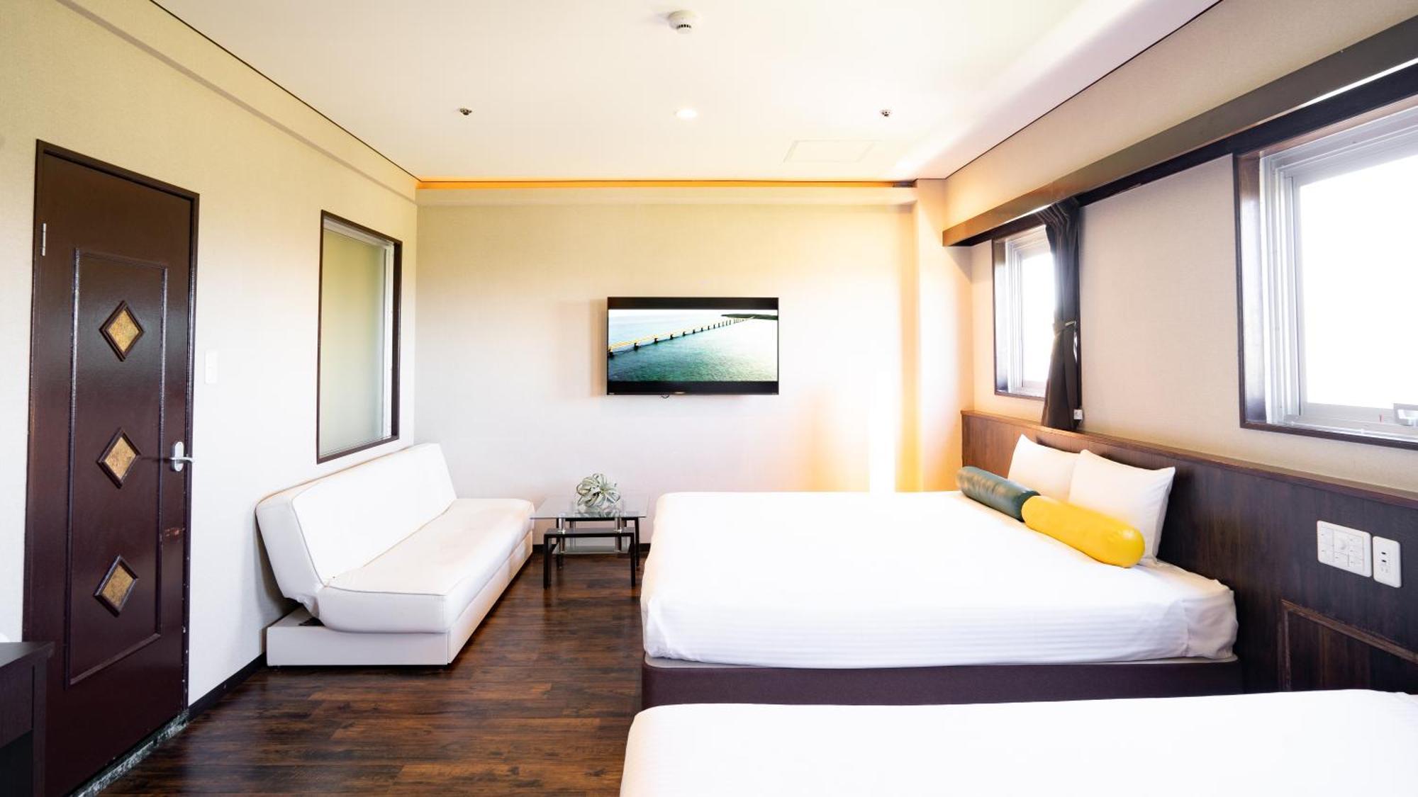 Rycom Crystal Hotel Okinawa Bagian luar foto